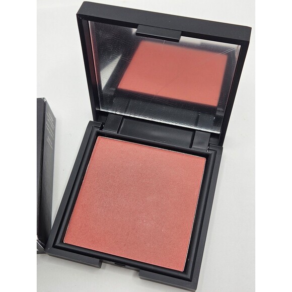 Younique Moodstruck Minerals Pressed Blusher in Sweet New in Box - Picture 2 of 4